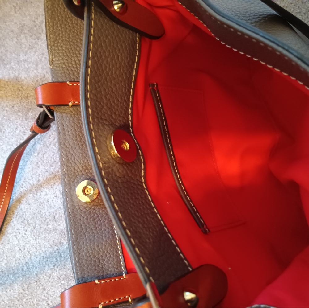 Dooney & bourke - Picture 16 of 16